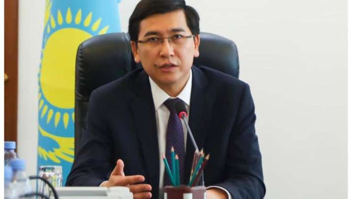 Аттестация: Аймағамбетов мұғалімдердің өтінішіне құлақ аспайды