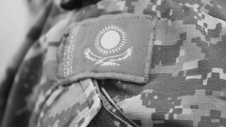 «Балаларды қырып бітетін болды». Маңғыстауда көз жұмған  сарбаздың анасы Тоқаевқа хат жазды