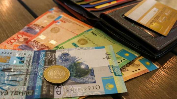 Алматыда өмір сүру үшін қанша теңге керек?