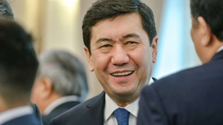 Депутаттарға күні қарап қалған қауқарсыз министрлер кім, Қошанов мырза?