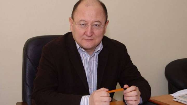 Ресми: Сарыжаз мектебіне Алтынбек Сәрсенбайұлының есімі берілді