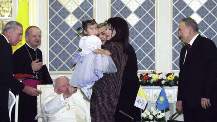 Жаңа ғасырдан Жаңа Қазақстанға дейін: Рим папалары Назарбаевқа не айтты, Тоқаевқа не айтты?