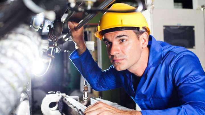 Износ сетей: Астану и Алматы ждут катастрофы