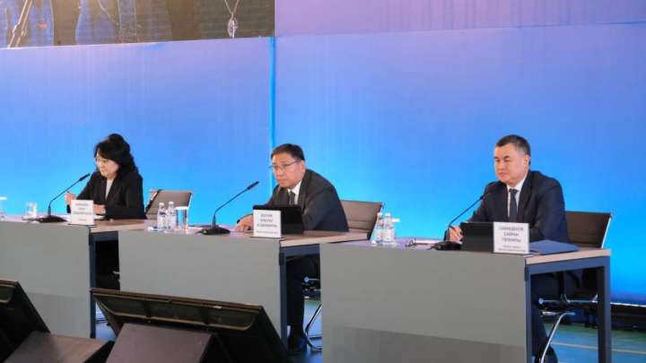 Әуезов ауданындағы кездесу: Досаев үш мәселеге ерекше тоқталды