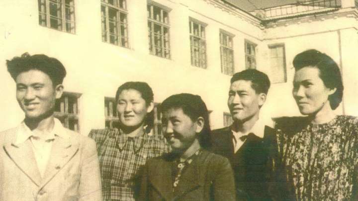 Оразбек Сәрсенбаев: «Мұндай аңқау қызды көрген емен...»     