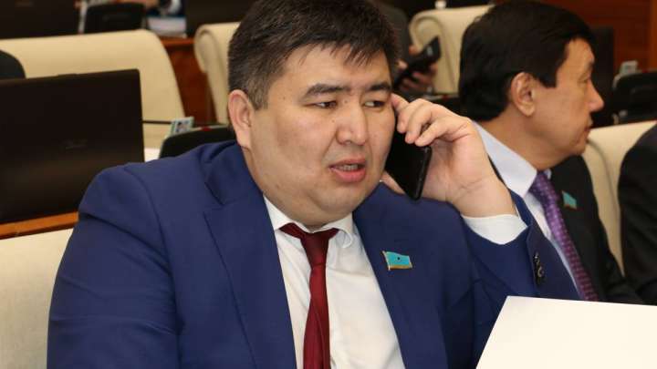 Нужна реакция РФ: МИД и парламент Казахстана об имперской риторике на ростелевидении