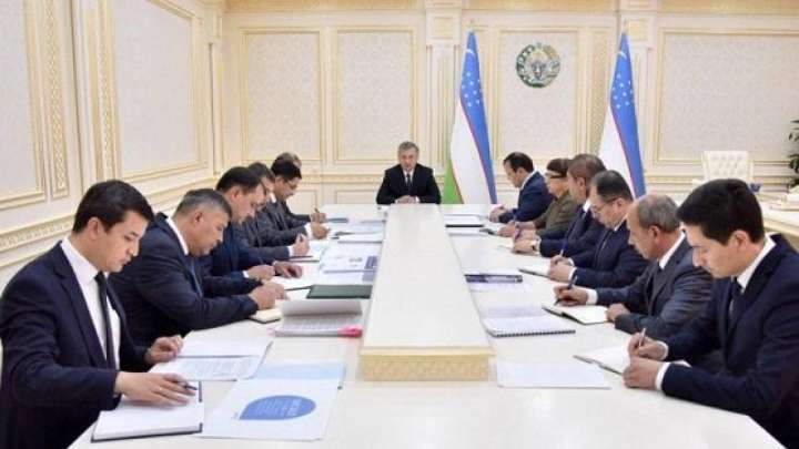 Өзбекстанның 17 мың шенеунігі жұмыссыз қалмақ 