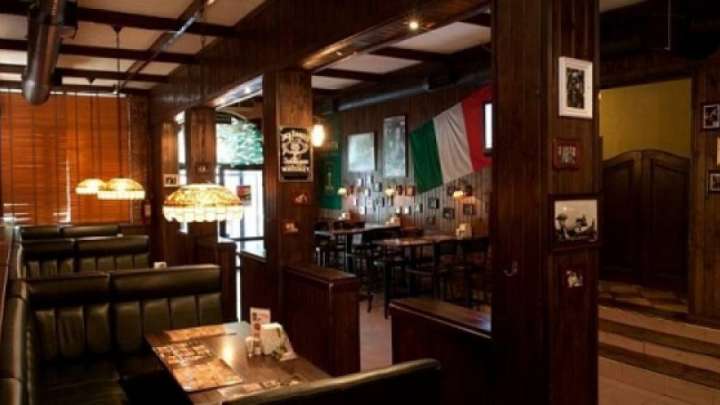 Қазақ әнін менсінбейтін мейрамхана қателігін мойындады