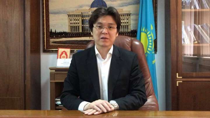 Азаматхан Әміртаевты өзі құрған партиядан қуып жіберді