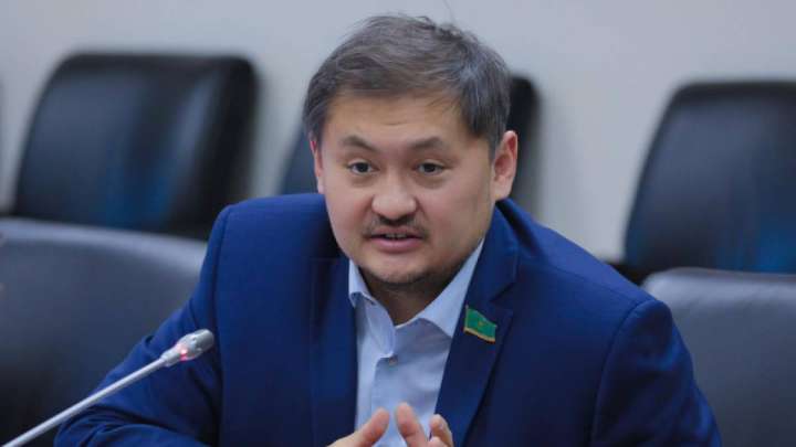 Шәкәрім университетінің директорлар кеңесінде Саясат Нұрбектің өз адамдары отыр ма?!   