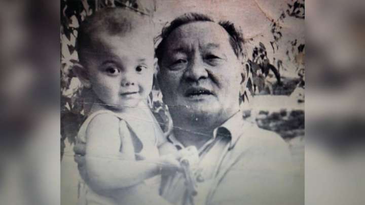 Актер Қалибек Қуанышбаевтың ешқайда жарияланбаған суреті табылды