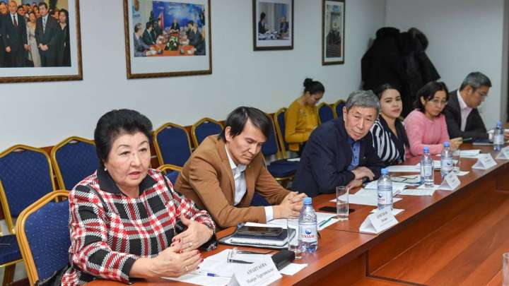 Сандуғаш Парманова:  Ұстаздарды дамыған елдерге тәжірибе алмасуға жіберу керек 