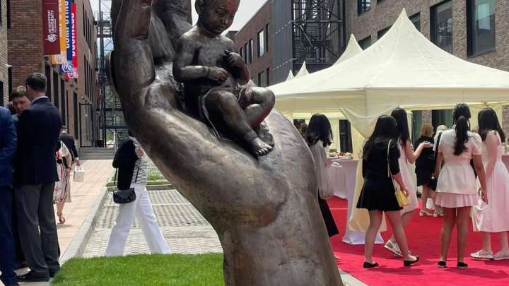 Баланы қорғау дәрігер назарынан тыс қалмайды