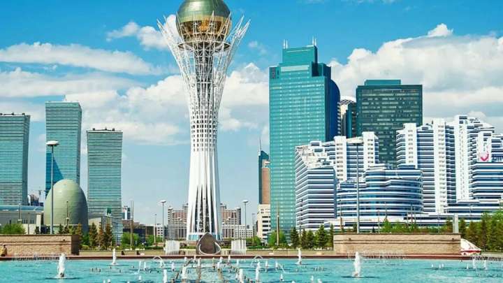 Сұраған Рахметұлы:  ...Мола қаладан  – моно қалаға...