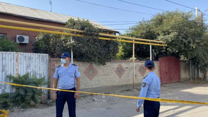 «Алматылық адам атқыштың» үйінен тағы қару табылды