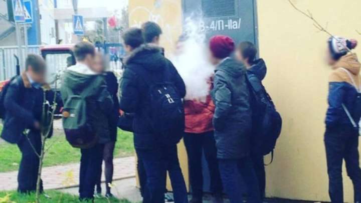 Электронды темекіге тыйым салынады