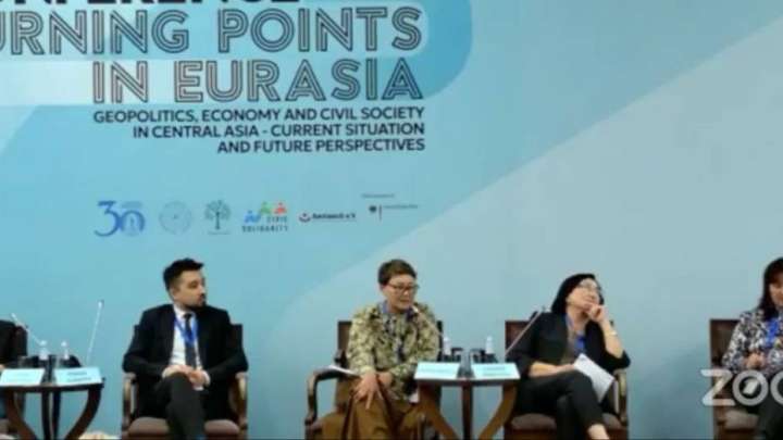 «Болото» гражданского общества ведет в кризис – эксперт