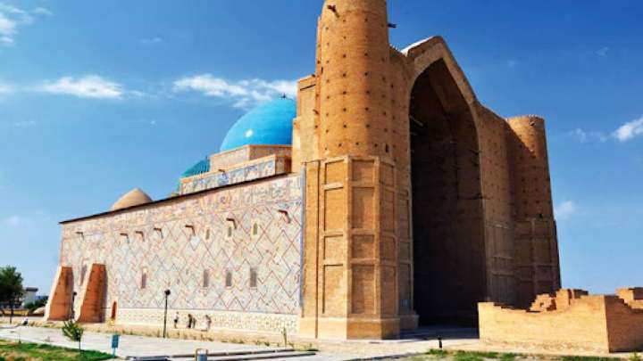 Лаңкестер Ясауи кесенесін жарып жібермек болған