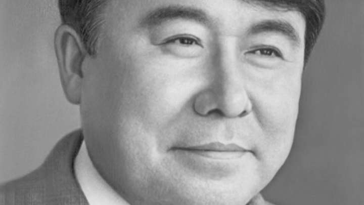 Дәрігер Күләш Ахметованы ақындыққа баулыған