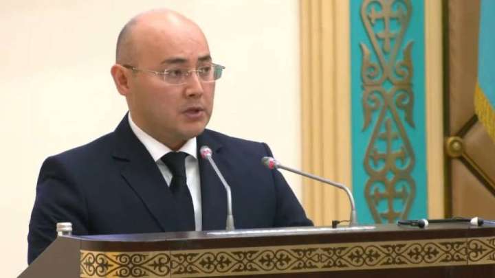 Казахстанцы с высокими зарплатами заплатят больше налогов