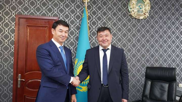 Танымал бапкер Шардара ауданына әкім болып сайланды