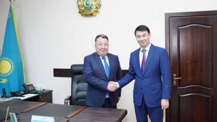 Сайлауда жеңіске жеткен созақ ауданының әкімі қызметіне кірісті