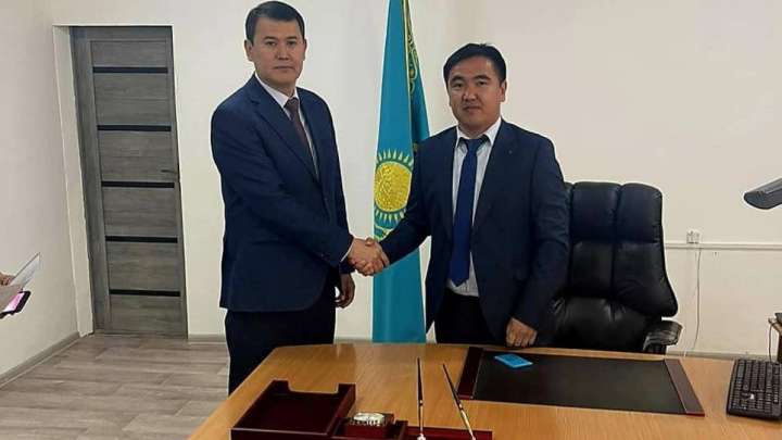 Түркістан: халық сайлаған алатау ауылдық округінің әкіміне маңызды міндеттер жүктелді  