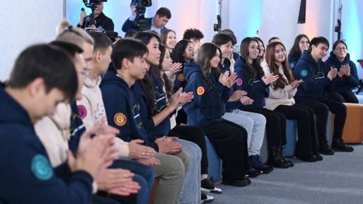 Жаңа адамдар деген кімдер?