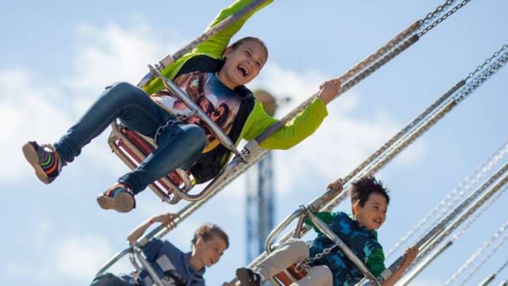 Мать ребенка с аутизмом отсудила полмиллиона за недопуск к аттракционам