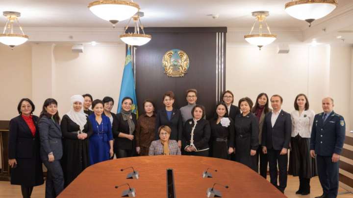 Ұлттық комиссия әйелдер мен балалардың құқығын қорғайды