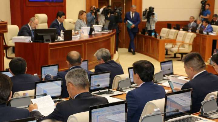 Кандидатуру нового премьер-министра предложил Кошанов