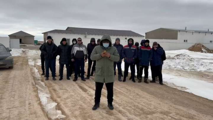 Жетібайлық жұмыссыздар West Oil компаниясына жұмысқа қабылдауды талап етті  