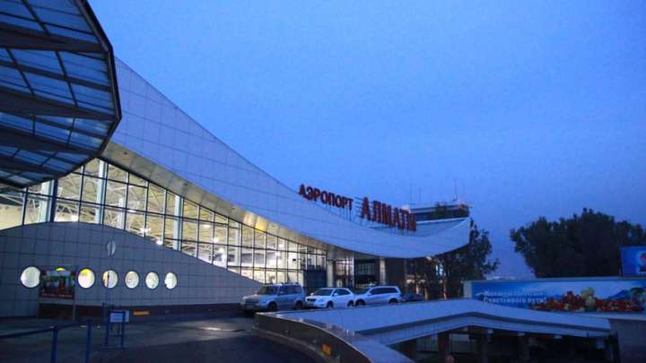 Алматы әуежайында рейстер кешігіп жатыр