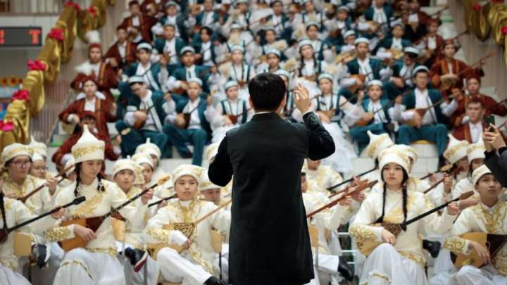 Челлендж: 2 миллионға жуық бала бір уақытта күй орындады