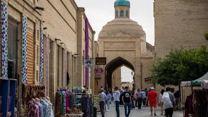 Казахстанцам разрешат находиться в Узбекистане без регистрации подольше