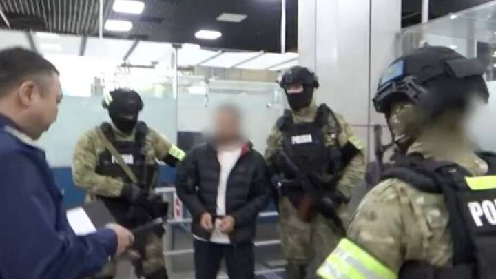Қазақстанға Түркияда бой тасалап жүрген екі қылмыскер қайтарылды