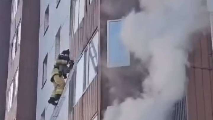 Астанада көп қабатты тұрғын үйден өрт шықты