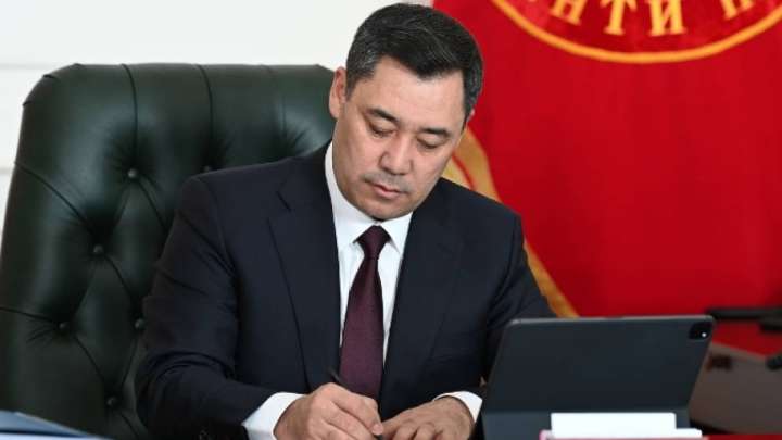 Президент Садыр Жапаров «Коммерциялық емес ұйымдар туралы» заңға қол қойды