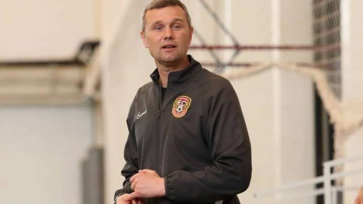 «Шахтер» футбол командасының бас бапкері қызметінен кетті