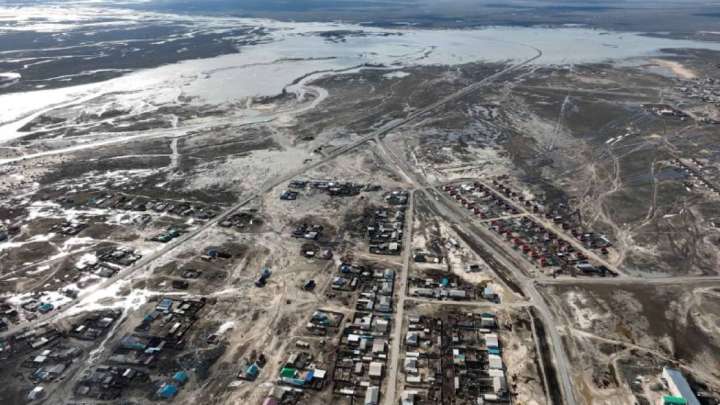 Қасым-Жомарт Тоқаев Батыс Қазақстан облысындағы су басқан аумақтарды тікұшақпен аралады