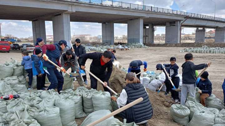 Атырау облысында бөгет салу кезінде адам сүйектері табылды