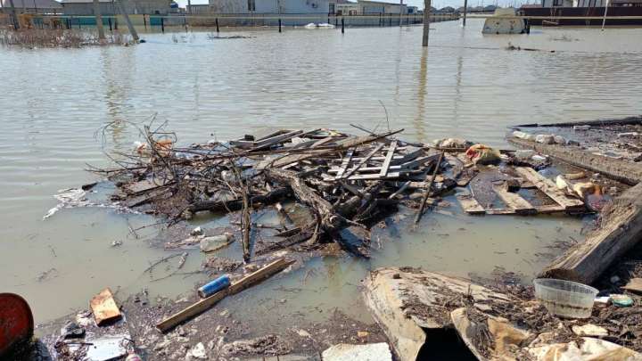 Су тасқыны: Қоғам белсендісі азаматтарды көмек беруге шақырды