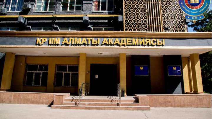 Алматыдағы ІІМ-ге қарасты аумақ депутаттың меншігіне өтіп кеткен