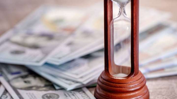 Қазақстаннан жыл сайын шамамен 16,7 миллиард доллар заңсыз шығарылады – депутат