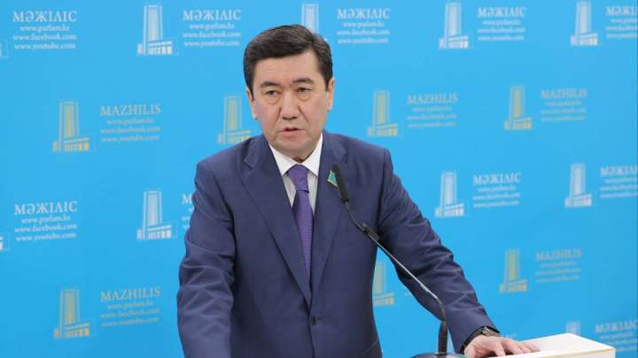 Иран президентін жерлеу рәсіміне Қазақстан атынан Қошанов барады