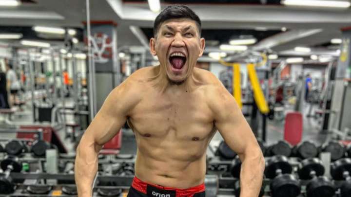 Қуат Хамитов отандық футболшыны жекпе-жекке шақырды