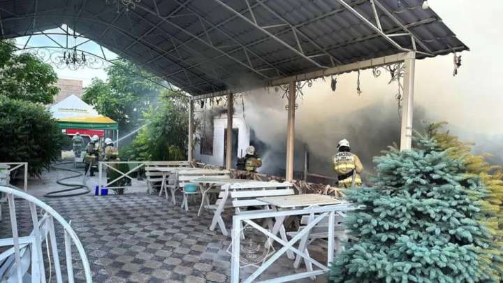 Шымкентте демалыс орны өртенді