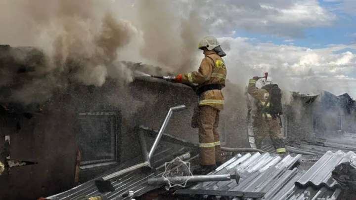 Алматыда қонақүйден өрт шықты