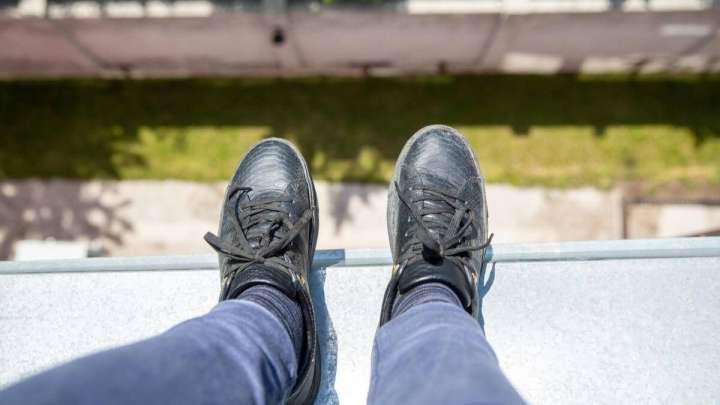 Таразда жасөспірім балконнан секіріп кетті