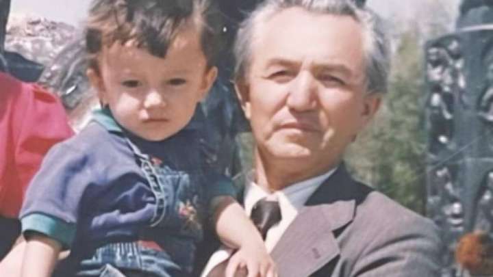 Димаш Құдайберген атасына арнап жантебірентерлік жазба жариялады